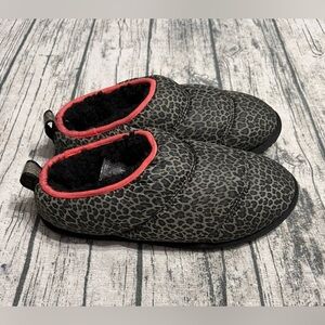 SOREL Bodega Run Ta-sage Leopard Print Insulated Warm Puf Slippers- Womens 7